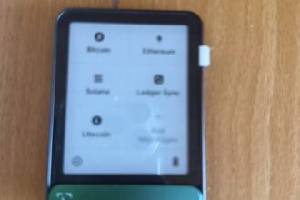 Ledger Flex Krypto Wallet Touch E-Ink
