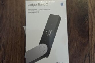 Ledger Nano X Bluetooth Hardware Wallet