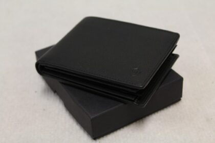 Von Hessen mit RFID-Schutz & 13
