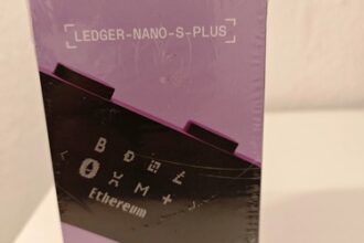 Ledger Nano S Plus / Kryptowährungs-Geldbörse