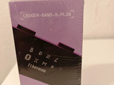 Ledger Nano S Plus / Kryptowährungs-Geldbörse